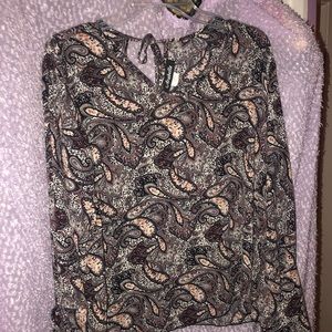 Women’s plus size shirt (paisley)
